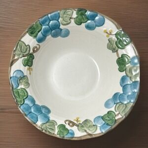 Metlox Poppy Trail Sculptured Grape Blue Soup Cereal Bowl USA 7.5" x 2"